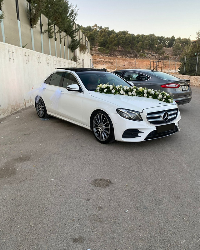 Mercedes E200